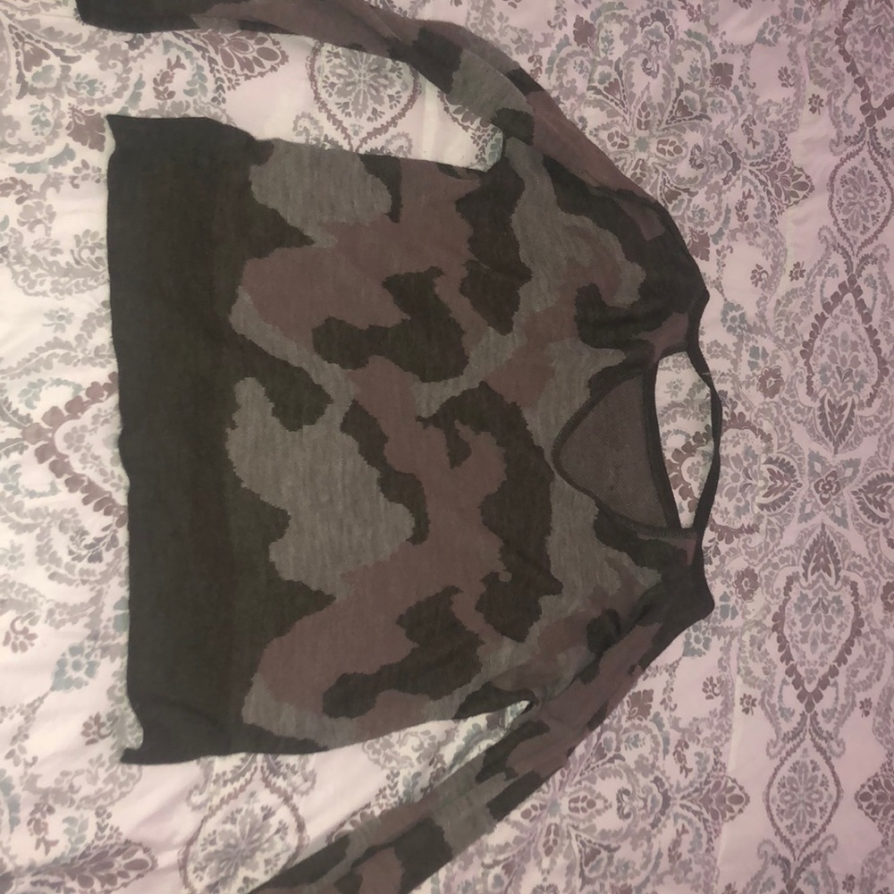 Green camo sweater